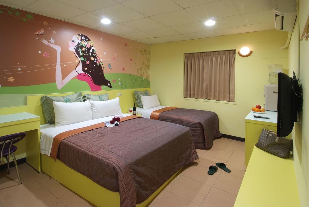 Tong Bing Express Hotel Hszincsu Szoba fotó