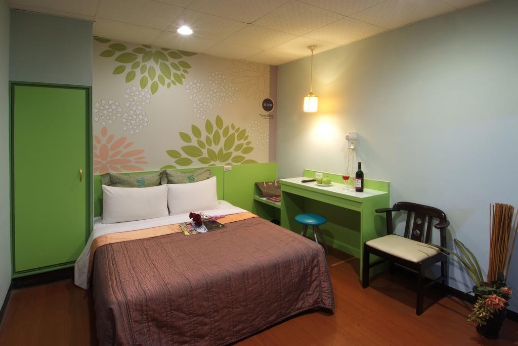 Tong Bing Express Hotel Hszincsu Szoba fotó