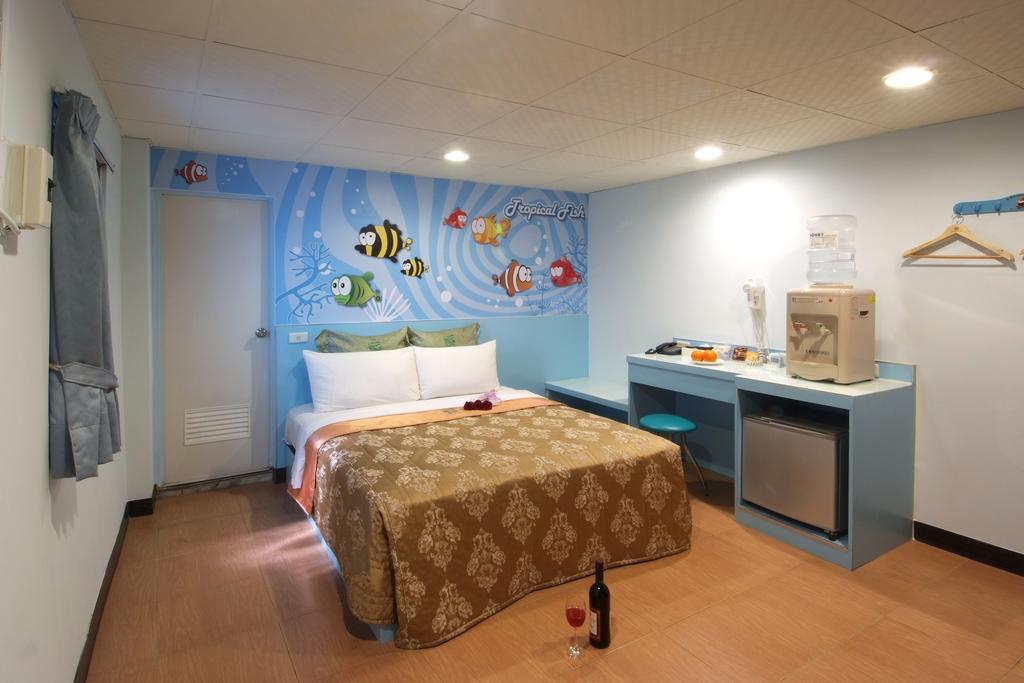 Tong Bing Express Hotel Hszincsu Szoba fotó