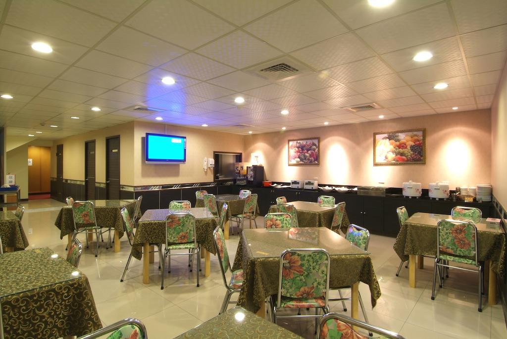 Tong Bing Express Hotel Hszincsu Kültér fotó